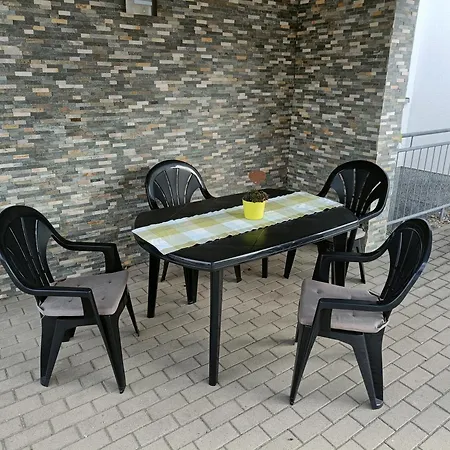 Karola Beim Legoland Ichenhausen